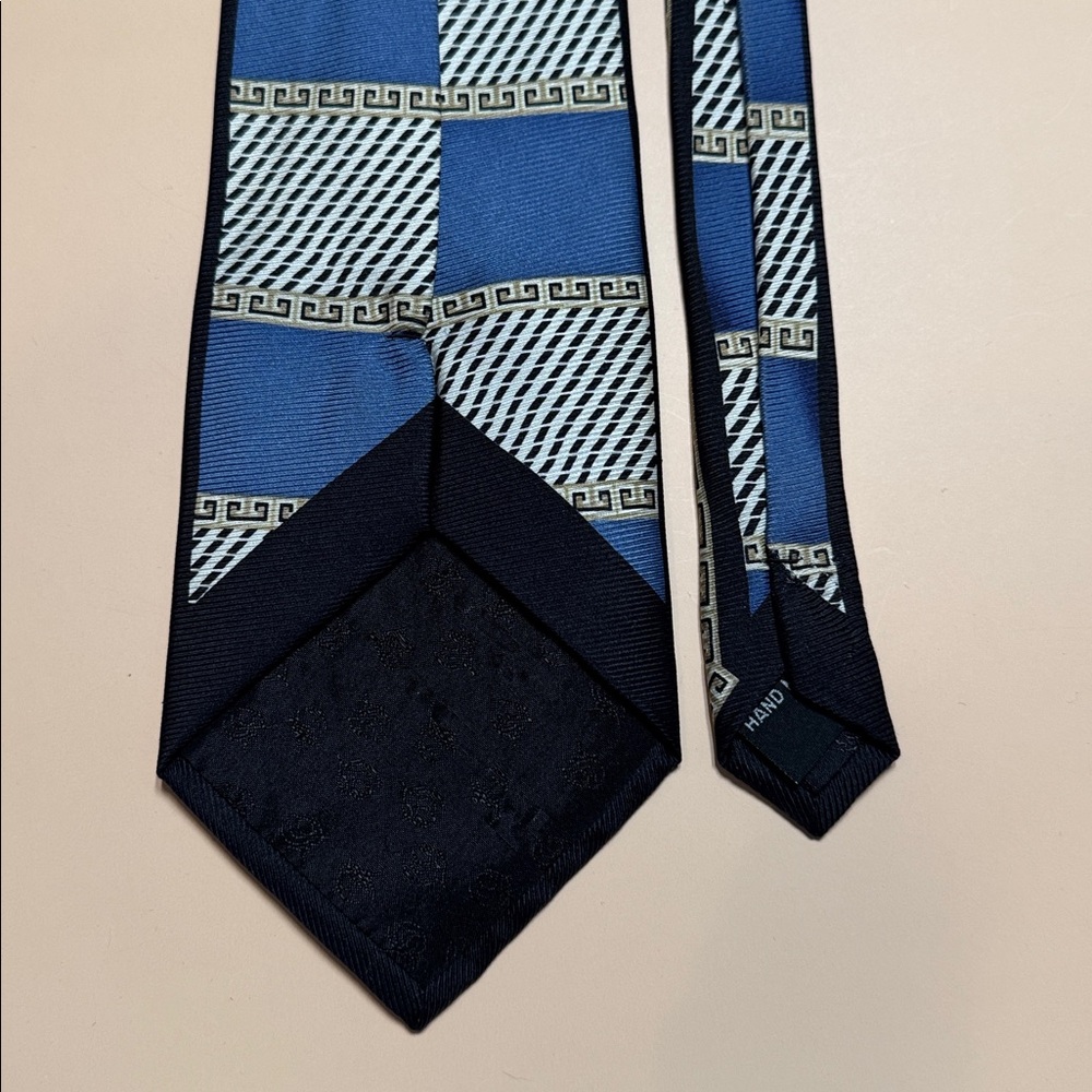๐3/$15 Roffe Silk Tie - Picture 4 of 9